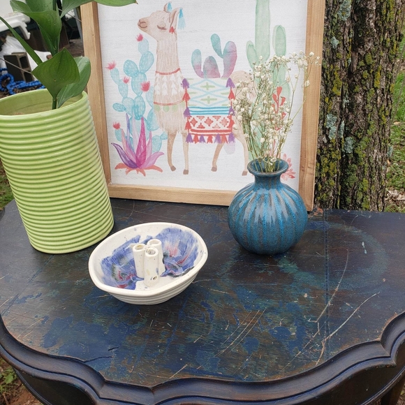 Green Ribbed Ceramic Planter - Picture 7 of 7